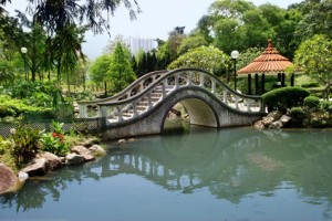 pont bio fadhila brahimi