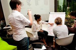 community-manager-fadhila-brahimi